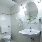 Ozone Private *