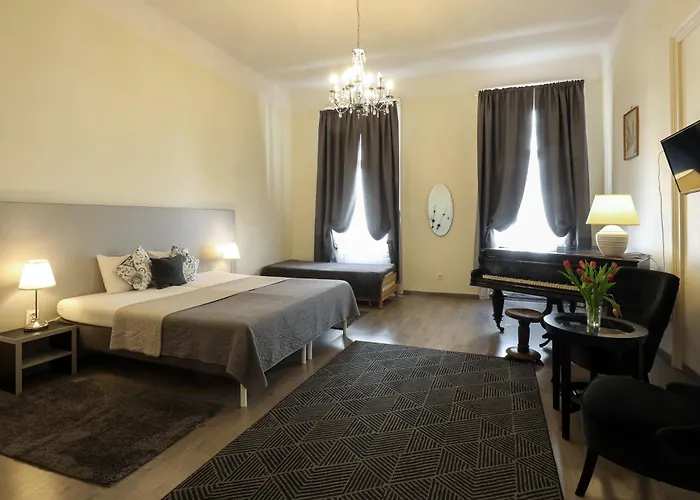 Ozone Private 招待所 *